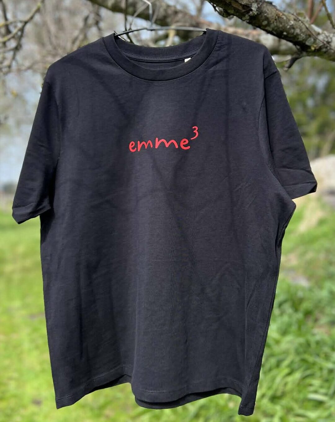 t särk kirjaga “emme” (lisatava numbriga) t särk kirjaga “emme” (lisatava numbriga)